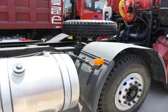 福田 欧曼ETX 9系重卡 290马力 6X2 牵引车(BJ4251SNFJB-S3)