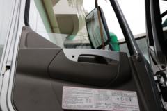 东风柳汽 乘龙M7重卡 高速版 460马力 6X4牵引车(潍柴)(LZ4251QDCA)