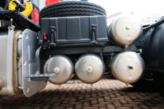 东风柳汽 乘龙M7重卡 高速版 460马力 6X4牵引车(潍柴)(LZ4251QDCA)