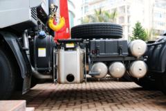 东风柳汽 乘龙M7重卡 高速版 460马力 6X4牵引车(潍柴)(LZ4251QDCA)