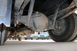 凯运&nbsp;高空作业车底盘图片