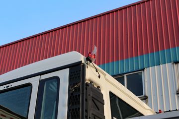 й HOWO T5Gϵؿ 290 8X4 LNGж(ZZ3317M386GE1L)ͼƬ