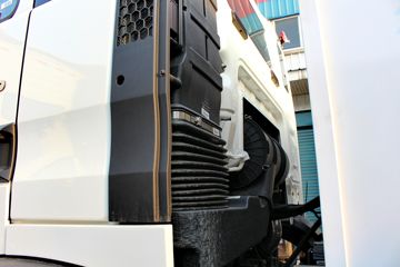 й HOWO T5Gϵؿ 290 8X4 LNGж(ZZ3317M386GE1L)ͼƬ