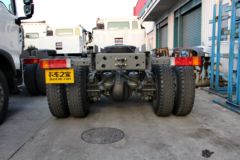 中国重汽 HOWO T5G系重卡 290马力 8X4 LNG自卸车底盘(ZZ3317M386GE1L)