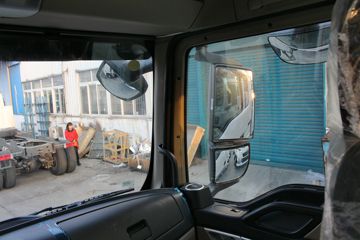 �й����� HOWO T5Gϵ�ؿ� 290���� 8X4 LNG��ж������(ZZ3317M386GE1L)ͼƬ