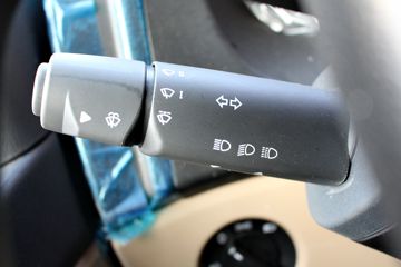 �й����� HOWO T5Gϵ�ؿ� 290���� 8X4 LNG��ж������(ZZ3317M386GE1L)ͼƬ