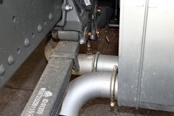 �й����� HOWO T5Gϵ�ؿ� 290���� 8X4 LNG��ж������(ZZ3317M386GE1L)ͼƬ