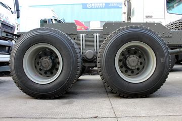 �й����� HOWO T5Gϵ�ؿ� 290���� 8X4 LNG��ж������(ZZ3317M386GE1L)ͼƬ