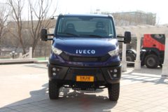 依维柯 Daily中卡 170马力 4X4单排载货车底盘