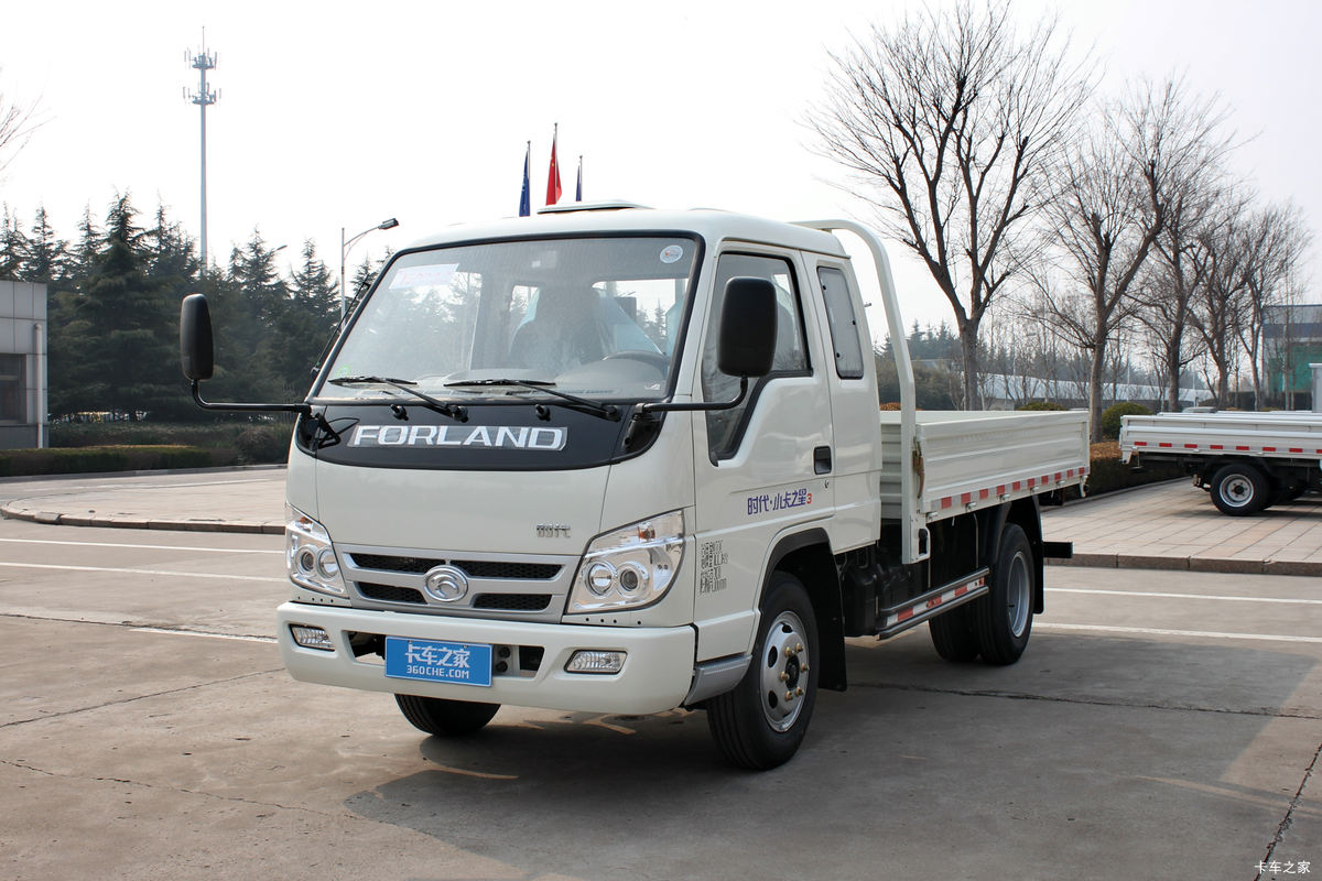 时代汽车 小卡之星3 82马力 4X2 3.3米排半栏板微卡