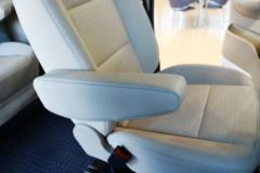 江铃汽车 新世代全顺 2016款 豪华型 136马力 商务车(JX6500TA-L5)