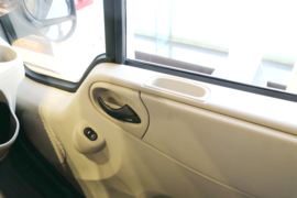 新世代全顺&nbsp;VAN/轻客驾驶室图片