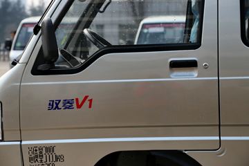 ʱ ԦV1 1.8L 68  Ű΢(BJ1030V5PA4-X2)ͼƬ