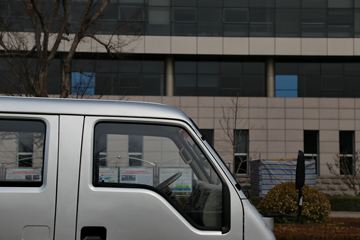 ʱ ԦV2 1.8L 68  ˫΢(BJ1032V4AA4-V3)ͼƬ