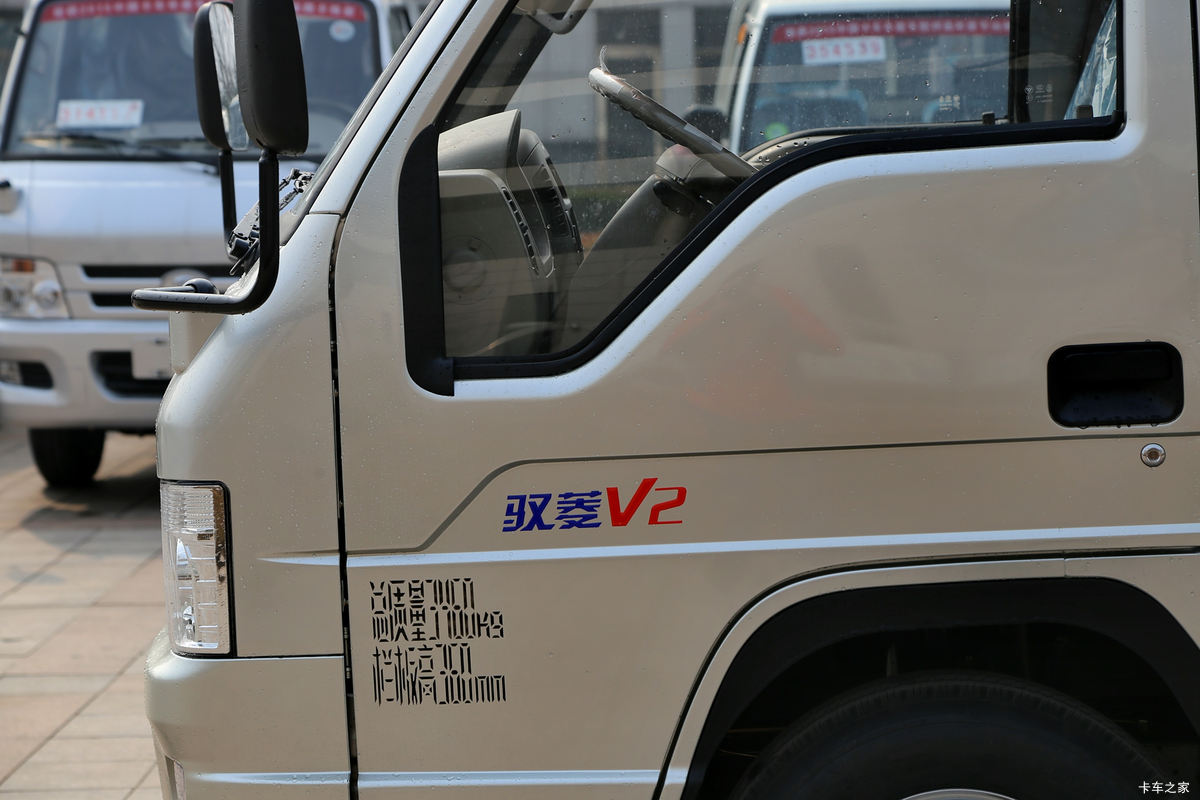 ʱ ԦV2 1.8L 68  ˫΢(BJ1032V4AA4-V3)                                                