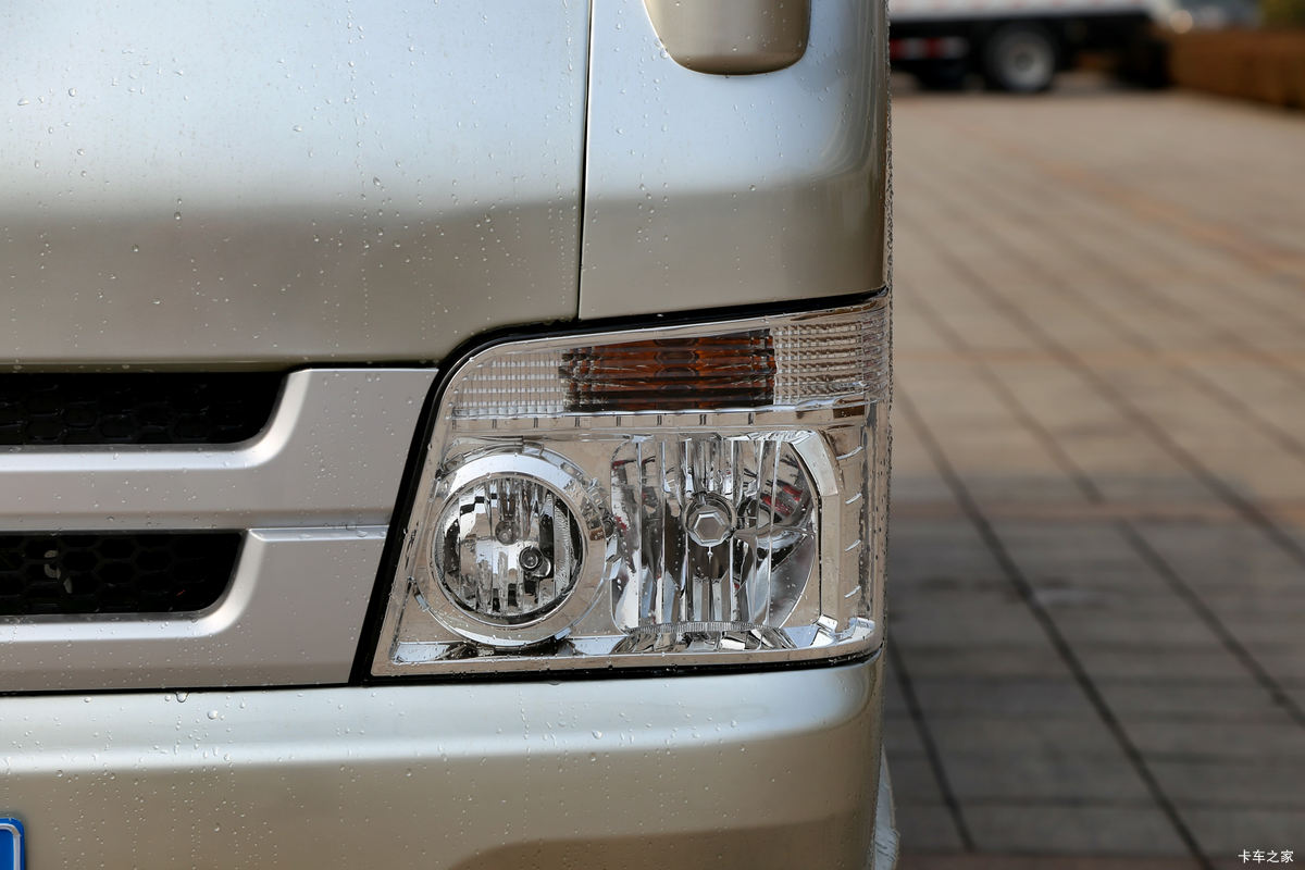 ʱ ԦV2 1.8L 68  ˫΢(BJ1032V4AA4-V3)                                                