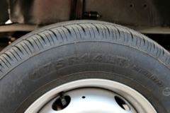 福田时代 驭菱V1 1.8L 68马力 柴油 双排栏板微卡(全柴)(BJ1030V5AA4-X3)