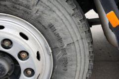 福田 瑞沃中卡RB2 310马力 8X4 9.5米仓栅式载货车(BJ5315CCY-2)