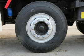 瑞沃Q9&nbsp;自卸车底盘                                                图片