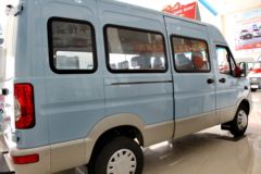 南京依维柯 得意 2014款 136马力 封闭厢式货车