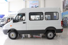 南京依维柯 得意 A32 129马力 商务车 南京依维柯 得意 A32 129马力 商务车