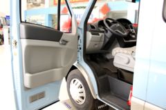 南京依维柯 得意 2014款 136马力 封闭厢式货车