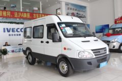 南京依维柯 得意 A32 129马力 商务车 南京依维柯 得意 A32 129马力 商务车