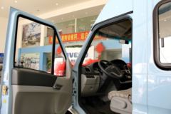 南京依维柯 得意 2014款 136马力 封闭厢式货车