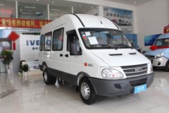 南京依维柯 得意 A37 136马力 封闭厢式货车