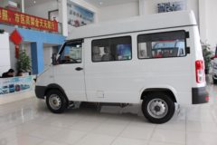 南京依维柯 得意 A35 129马力 封闭厢式货车