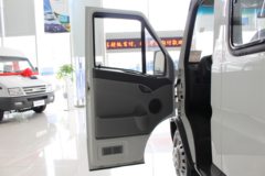 南京依维柯 得意 A37 136马力 封闭厢式货车