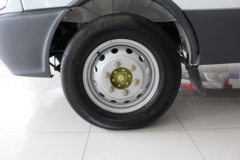 南京依维柯 得意 A32 129马力 商务车 南京依维柯 得意 A32 129马力 商务车