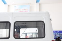 南京依维柯 得意 A32 129马力 商务车 南京依维柯 得意 A32 129马力 商务车