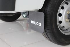 南京依维柯 得意 A35 129马力 封闭厢式货车