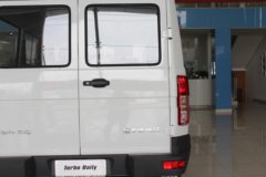 南京依维柯 得意 A35 129马力 封闭厢式货车