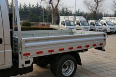 福田时代 驭菱VQ2 1.5L 113马力 汽油 双排栏板微卡(BJ1032V3AV4-A2)