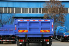 金刚&nbsp;自卸车上装                                                图片