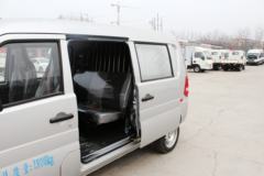东风小康 K05S 69马力 1.0L 面包车