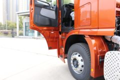 联合卡车 U460重卡 460马力 6X4牵引车(单减桥)(SQR4251D6ZT4-6)