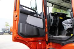 联合卡车 U340重卡 340马力 4X2牵引车(单减桥)(SQR4181D6Z-1)