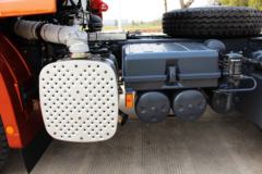 联合卡车 U480重卡 480马力 6X4牵引车(蓬翔轮边减速桥)(SQR4251D6ZT4-6)