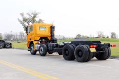 联合卡车U380 380马力 8X4 8.2米自卸车(蓬翔轮边减速桥)(SQR3311D6T6-3)