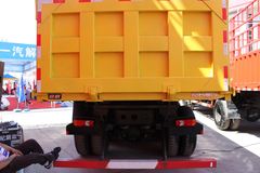 江铃重汽 远威重卡 280马力 8X4 7.4米自卸车(SXQ3310G5N)