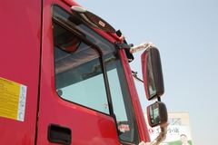 中国重汽 HOWO重卡 266马力 6X4 4.8米自卸车(ZZ3257M2949B)
