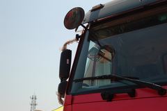 中国重汽 HOWO重卡 266马力 6X4 4.8米自卸车(ZZ3257M2949B)