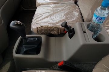 �������ó� ����п� 180���� 4X2 6.6���Ű������ػ��� ͼƬ