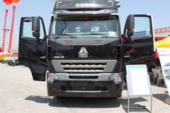 中国重汽 HOWO A7系重卡 420马力 6X4 牵引车(驾驶室A7-P)(ZZ4257V3247N1H)