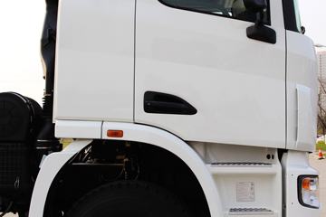 ���Ͽ��� U340 340���� 6X4 5.8��LNG��ж��(�����ֱ߼�����)(SQR3252N6T4)ͼƬ