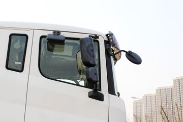 ���Ͽ��� U340 340���� 6X4 5.8��LNG��ж��(�����ֱ߼�����)(SQR3252N6T4)ͼƬ