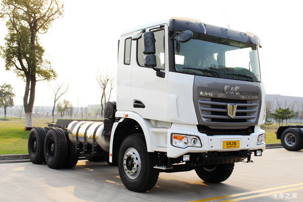 联合卡车 U340 340马力 6X4 5.8米LNG自卸车(蓬翔轮边减速桥)(SQR3252N6T4)